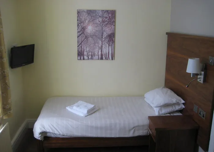 Wheatlands Lodge Hotel
